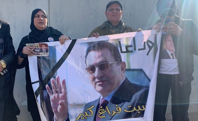 Mısır'ın eski Cumhurbaşkanı Mübarek için askeri cenaze töreni düzenlendi
