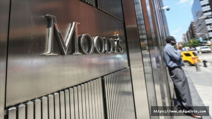 Moody’s: İngiltere ile AB arasında gevşek bağlar ekonomik temeli zayıflatır