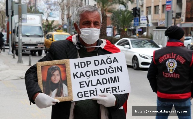 Kızı dağa kaçırılan baba evlat nöbetini İzmir'de sürdürüyor