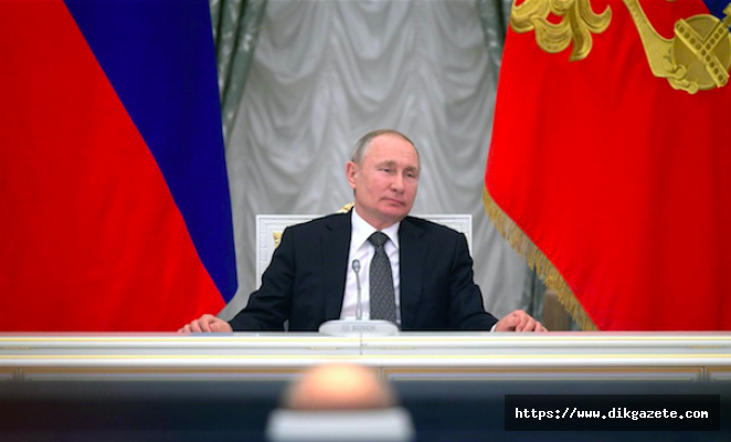 Putin, koronavirüs ile mücadele için çalışma grubu oluşturdu