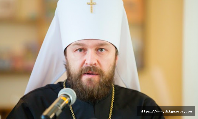 Rus Ortodoks Kilisesi: Koronavirüs yayılsa bile kiliselerimizi kapatmayacağız! Ahududu reçelli çay için!