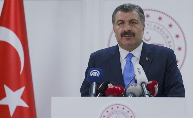Sağlık Bakanı Koca: Umreden dönen bir vatandaşın koronavirüs testi pozitif çıktı