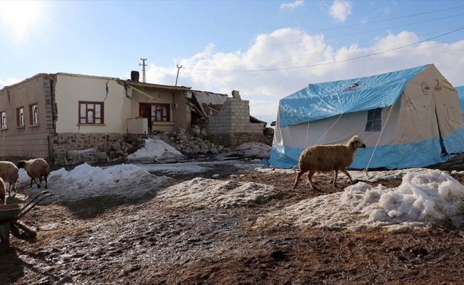 Van'daki deprem mağduru üreticilere 2 milyon 150 bin liralık ödeme