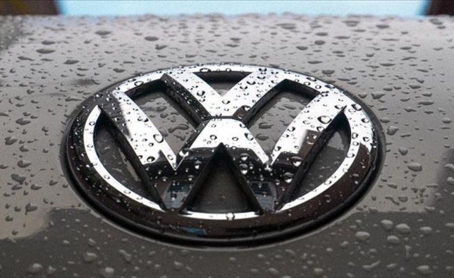 Volkswagen, Alman fabrikalarında üretimin askıda kalma sürecini 9 Nisan'a uzattı