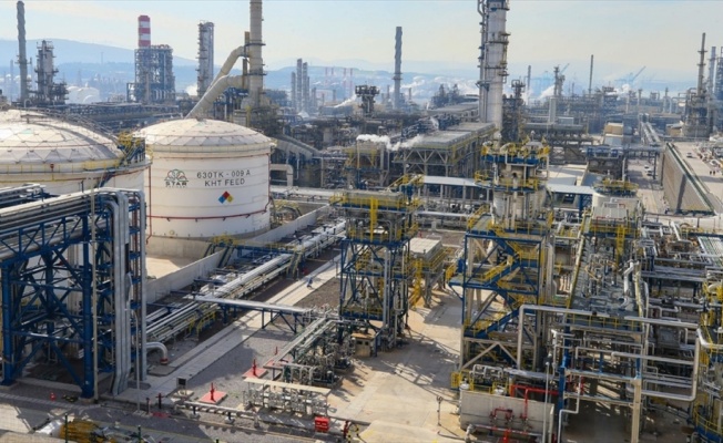 SOCAR ilk &ccedil;eyrekte 1,9 milyon ton petrol &uuml;retti