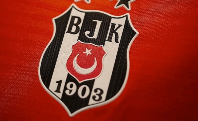 Beşiktaş'tan açıklama: Bir futbolcu ve bir kulüp çalışanında koronavirüs testi pozitif çıktı