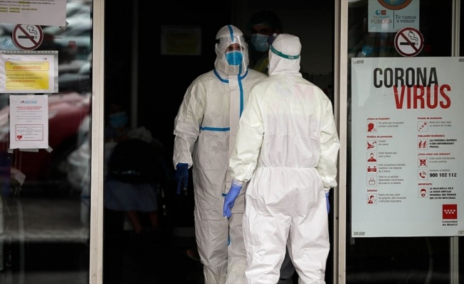 İspanya'da Kovid-19'dan ölenlerin sayısı 26 bin 920'ye çıktı