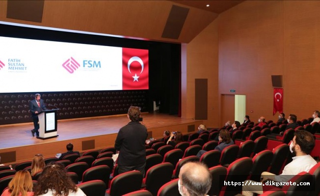 Fatih Sultan Mehmet Vakıf Üniversitesi yeni logosunu tanıttı