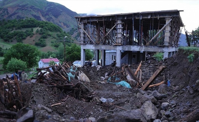İçişleri Bakanlığı: Deprem sonrası 2'si 4 üzeri olmak üzere 90 artçı deprem meydana gelmiştir