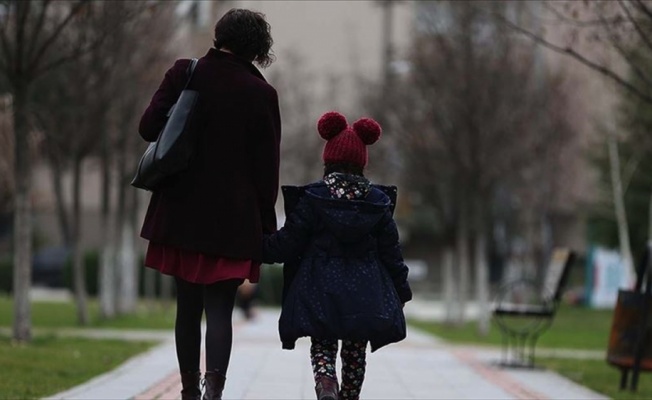 Korunmaya muhtaç 14 bin çocuk 'aile odaklı' sistemle emin ellerde
