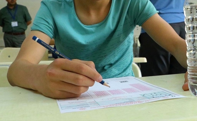 LGS ve YKS'ye girecek öğrencilere 'evde maskeyle test çözün' tavsiyesi