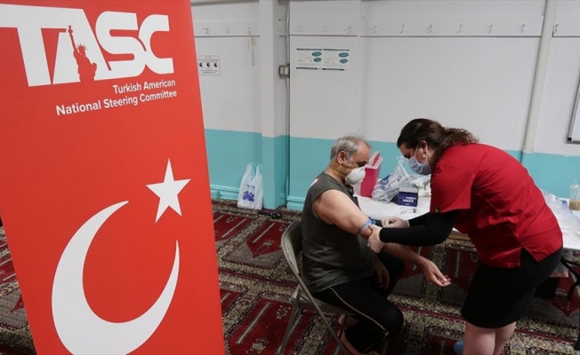 New York'taki Diyanet camisinde Türklere ücretsiz antikor testi