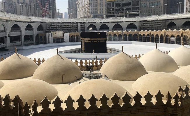 Suudi Arabistan bu yıl yurt dışından hacı adayı kabul etmeyecek