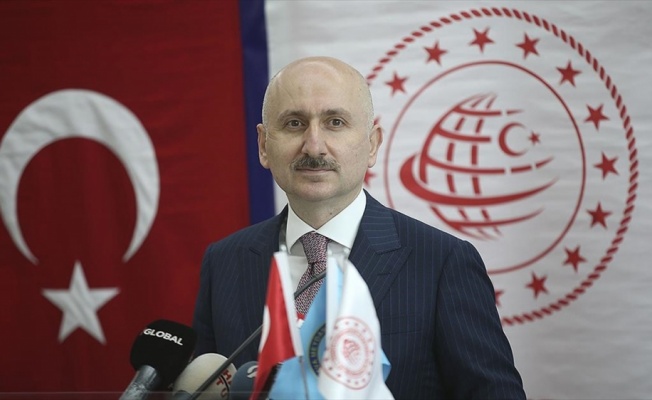 Ulaştırma ve Altyapı Bakanı Karaismailoğlu: Yusufeli Barajı'na ulaşım 39 tünelle sağlanacak