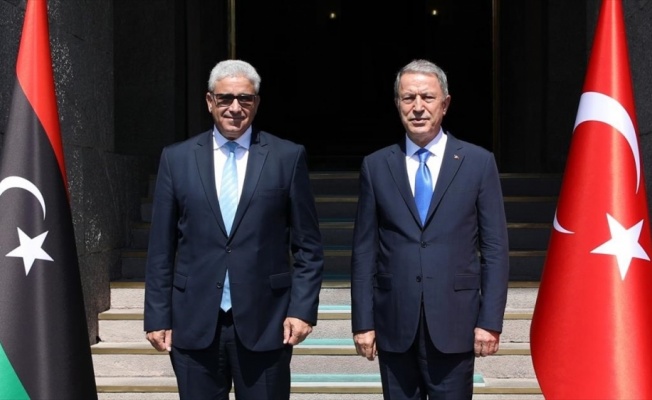 Bakan Akar, Libya İçişleri Bakanı Fethi Başağa ile görüştü
