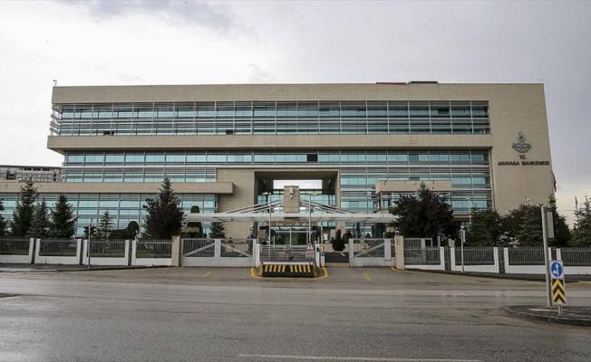 &Ccedil;oklu baro d&uuml;zenlemesi ve Bek&ccedil;iler Kanunu Anayasa Mahkemesi g&uuml;ndeminde