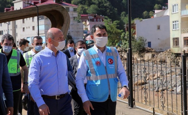 Bakan Kurum'dan selden etkilenen Doğankent'te 150, Dereli'de 200 konut m&uuml;jdesi