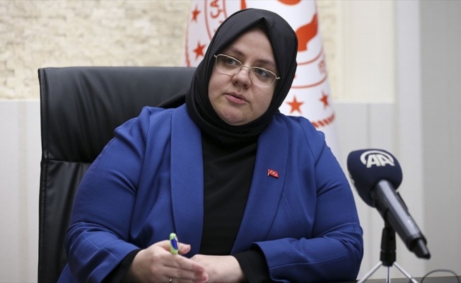 Bakan Zehra Zümrüt Selçuk: Adana'daki yangında evleri yanan vatandaşlarımız için 1 milyon TL kaynak aktarıyoruz