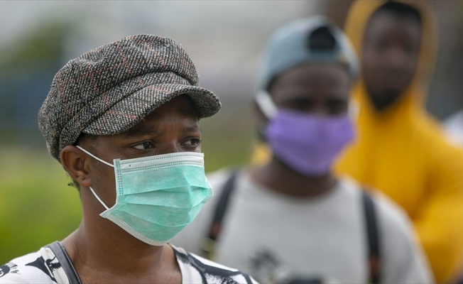 Güney Afrika Cumhuriyeti&#039;nde Kovid-19 vaka sayısı 560 bine yaklaştı
