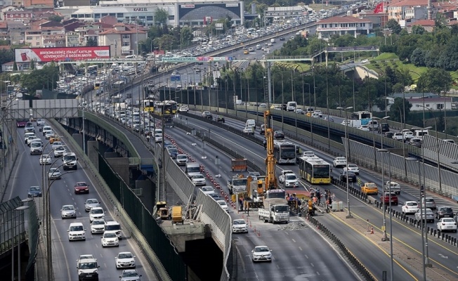 Haliç Köprüsü&#039;ndeki bakım çalışmalarının ikinci etabına bu gece başlanıyor