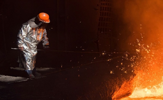 K&uuml;resel ham &ccedil;elik &uuml;retimi temmuzda y&uuml;zde 2,5 gerilerken T&uuml;rkiye'nin &uuml;retimi arttı