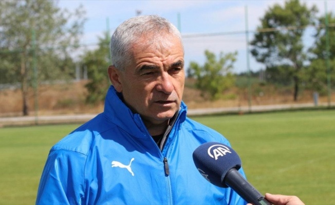 Sivasspor Teknik Direktörü Çalımbay: Çok zor bir fikstür ve çok zorlu maçlar bizleri bekliyor