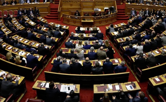 Yunanistan Parlamentosundaki Mısır ve İtalya ile deniz anlaşmaları oylaması ertelendi
