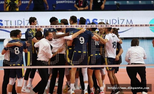 AXA Sigorta Erkekler Şampiyonlar Kupasının sahibi Fenerbahçe HDI Sigorta
