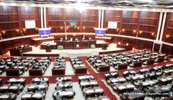 Azerbaycan Milli Meclisi, &uuml;lkenin bazı şehir ve b&ouml;lgelerinde savaş hali ilan etti
