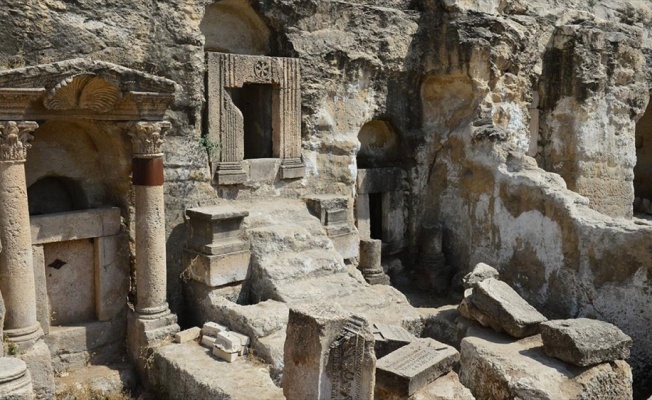 Göbeklitepe'nin gizemi kaya mezarlarındaki kazılarda aranıyor