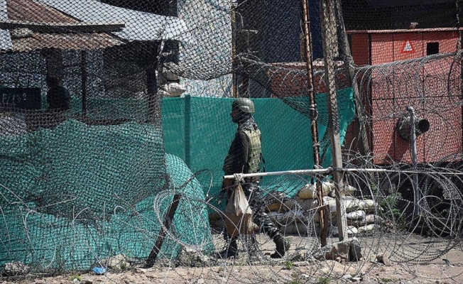Pakistan: Keşmir'de Hindistan tarafından açılan ateş sonucu biri asker 2 kişi öldü