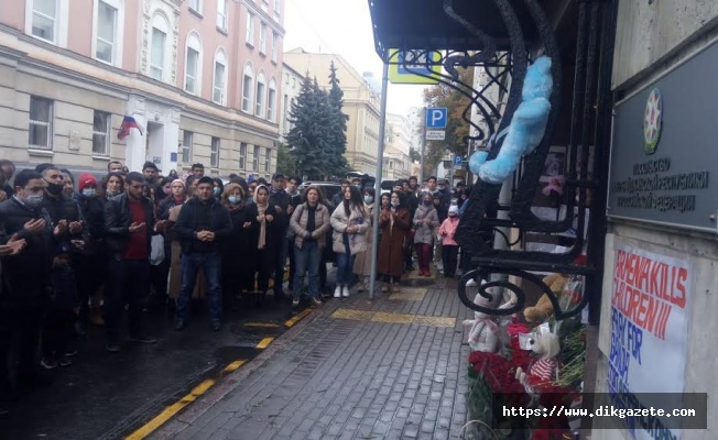 Ermeni ordusunun Gence&#039;ye saldırısında can verenler Moskova&#039;da dualarla anıldı