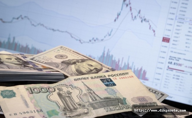 Rus uzman Zaytseva, Ekim sonunda ruble döviz kurunun ne olacağını söyledi