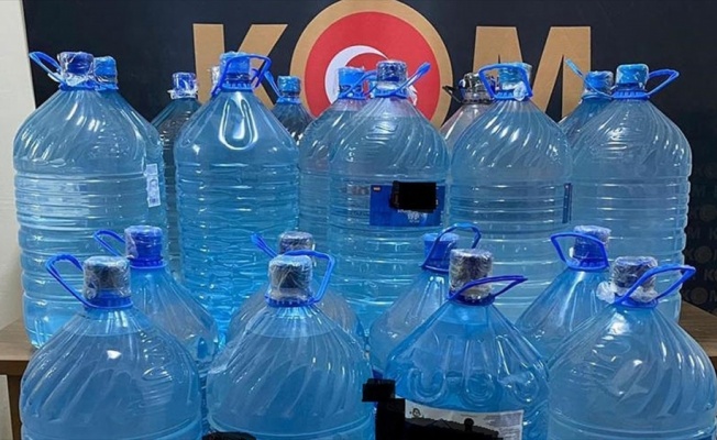 Sahte/kaçak içki operasyonlarında 16 bin 737 litre etil alkol ile 3 bin 253 litre sahte alkollü içki ele geçirildi
