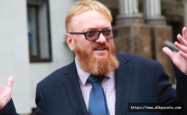 Türk karşıtı Rus milletvekili, Türkiye&#039;yi suçlamaya çalışırken rezil oldu!