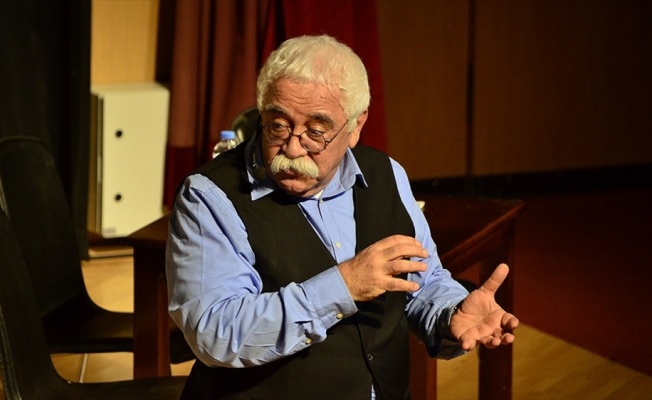 Türk mizahının usta ismi: Levent Kırca