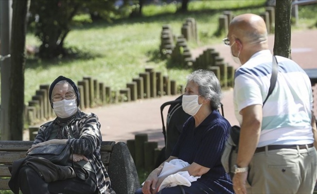 65 yaşın üstündeki vatandaşlara 'adrese teslim' e-Devlet şifresi hizmeti başladı