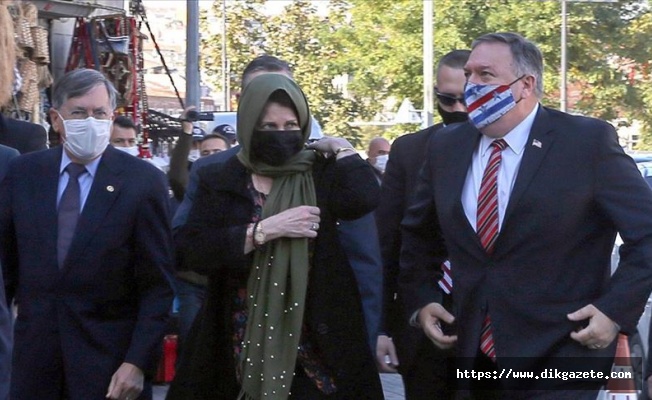 ABD Dışişleri Bakanı Pompeo Rüstem Paşa Camisi'ni ziyaret etti