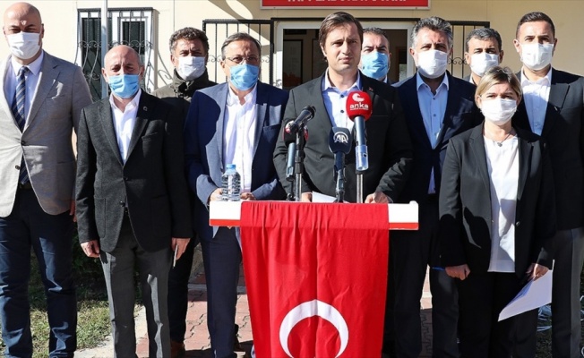 Deprem bölgesini inceleyen CHP heyeti: Fay hattı üzerinde bulunan bütün şehirlerde risk analizleri yapılmalı