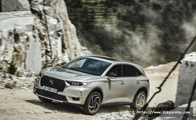 DS 7 Crossback E-Tense 4X4 modeli Türkiye'de satışa sunuldu