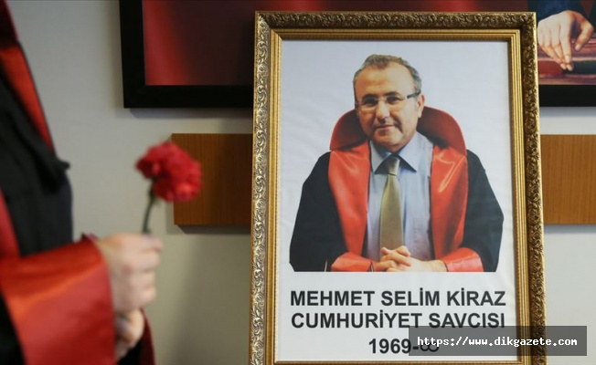 Hukuk öğrencileri şehit Savcı Mehmet Selim Kiraz’ın anısına makale yarışması düzenliyor