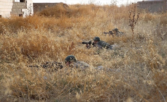 Zeytin Dalı bölgesine taciz atışı yapan 4 PKK/YPG’li terörist etkisiz hale getirildi