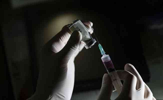 'Alerjisi olanlar Kovid-19 aşısı olmadan önce sağlık personelini bilgilendirmeli'