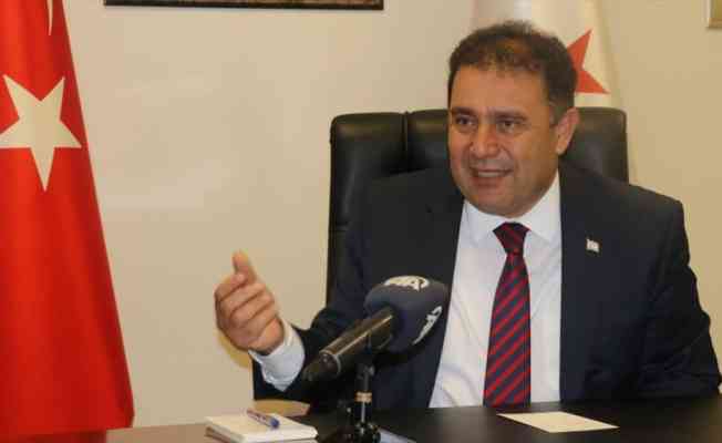 KKTC'nin yeni Başbakanı Saner: İki devletli çözümün dışındaki görüşmeler zaman kaybından başka hiçbir şey getirmez