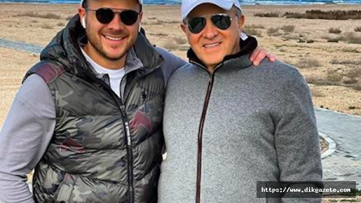 Ünlü Rus işadamları baba-oğul Ağalarov'dan ‘mutluluk’ fotoğrafı