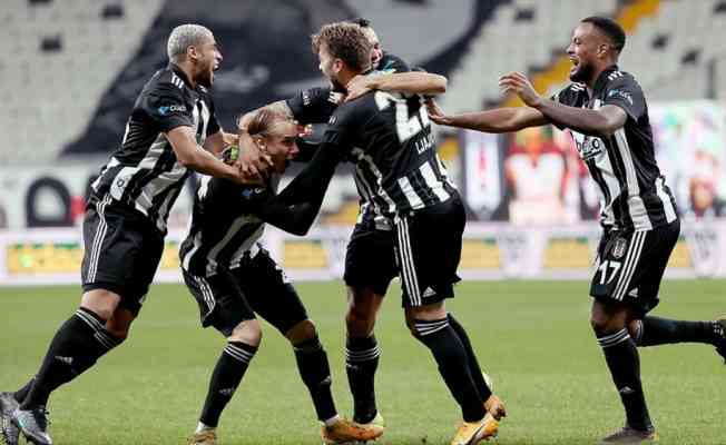 Beşiktaş Vodafone Park'ta en uzun galibiyet serisini geliştiriyor