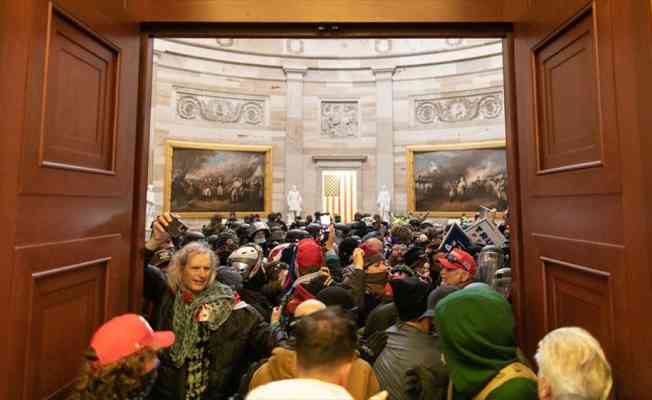 FBI Kongre baskınının ardından 70 binden fazla ihbar aldığını a&ccedil;ıkladı