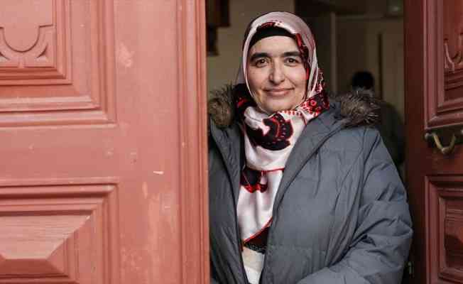 Başörtüsü nedeniyle atıldığı üniversitedeki görevine dönebilmesi 14 yılına mal oldu