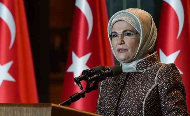 Emine Erdoğan: 28 Şubat'ta gencecik insanların hayalleri ideolojik kurşunlarla delik deşik edildi