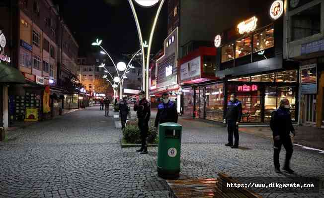 Rize'de Kovid-19 vakalarındaki artış nedeniyle tedbirler yeniden ele alındı